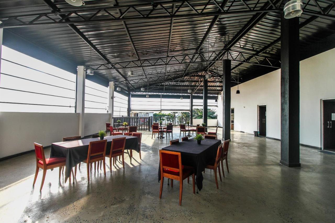 Hotel 198 Negombo Kültér fotó